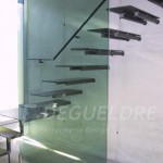 Escalier métallique inox design