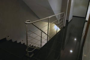 Garde-corps inox escalier